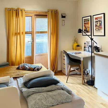 Du Vil Elske A Bo Her! Et Lite, Men Koselig Sted Med Perfekt Beliggenhet! *