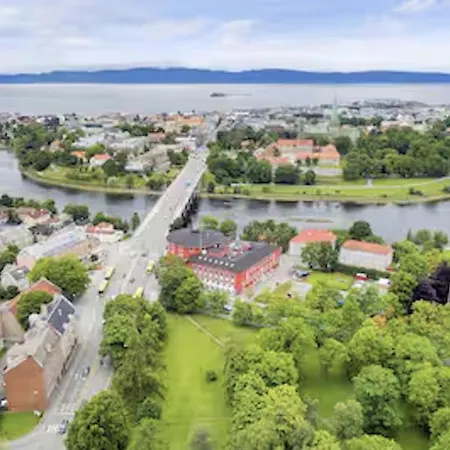 Apartment Du Vil Elske A Bo Her! Et Lite, Men Koselig Sted Med Perfekt Beliggenhet! *